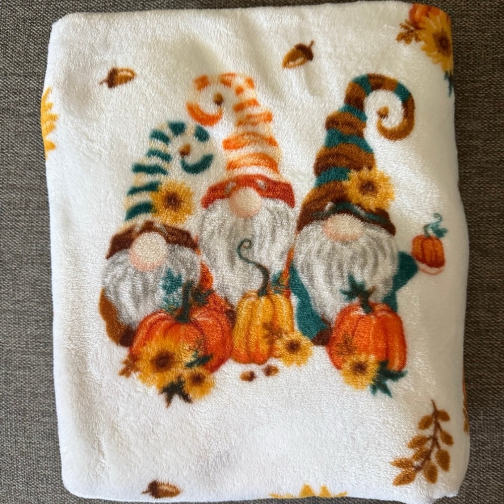 Source Unknown Gnome Pumpkin Blanket - White, Orange, Green